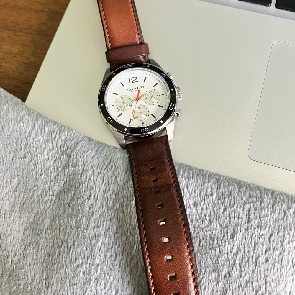 Coach Watch - Picture 2 of 5